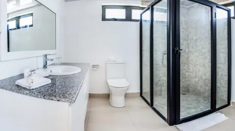 potosi residence washroom