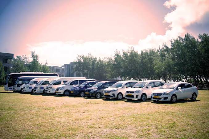 Photo 1 — Toyota Alphard
